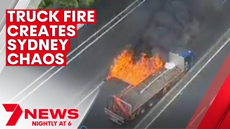 Truck fire in Moore Park creates massive traffic jam across Sydney | 7NEWS