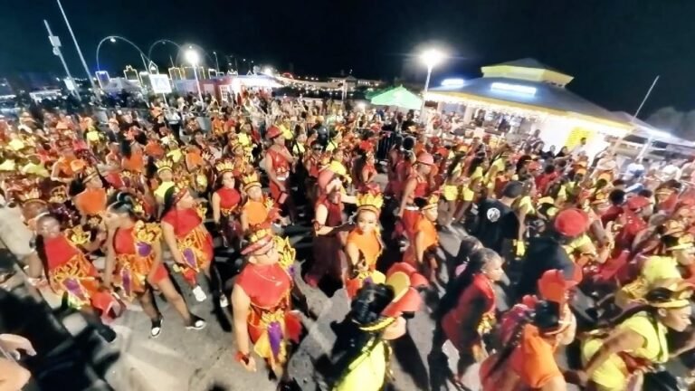 Curaçao teenage Carnaval parade 2025