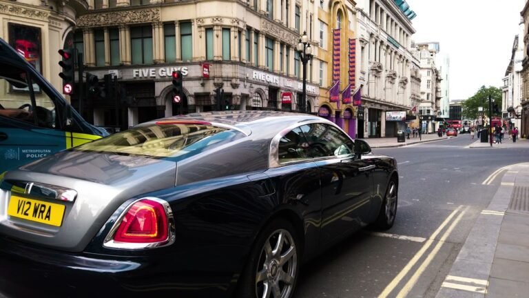 PICCADILLY CIRCUS | LONDON | Short video | 2021 #walkingtour